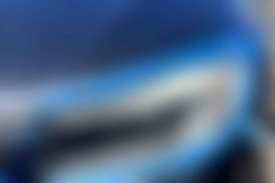 professional headlight restoration service
